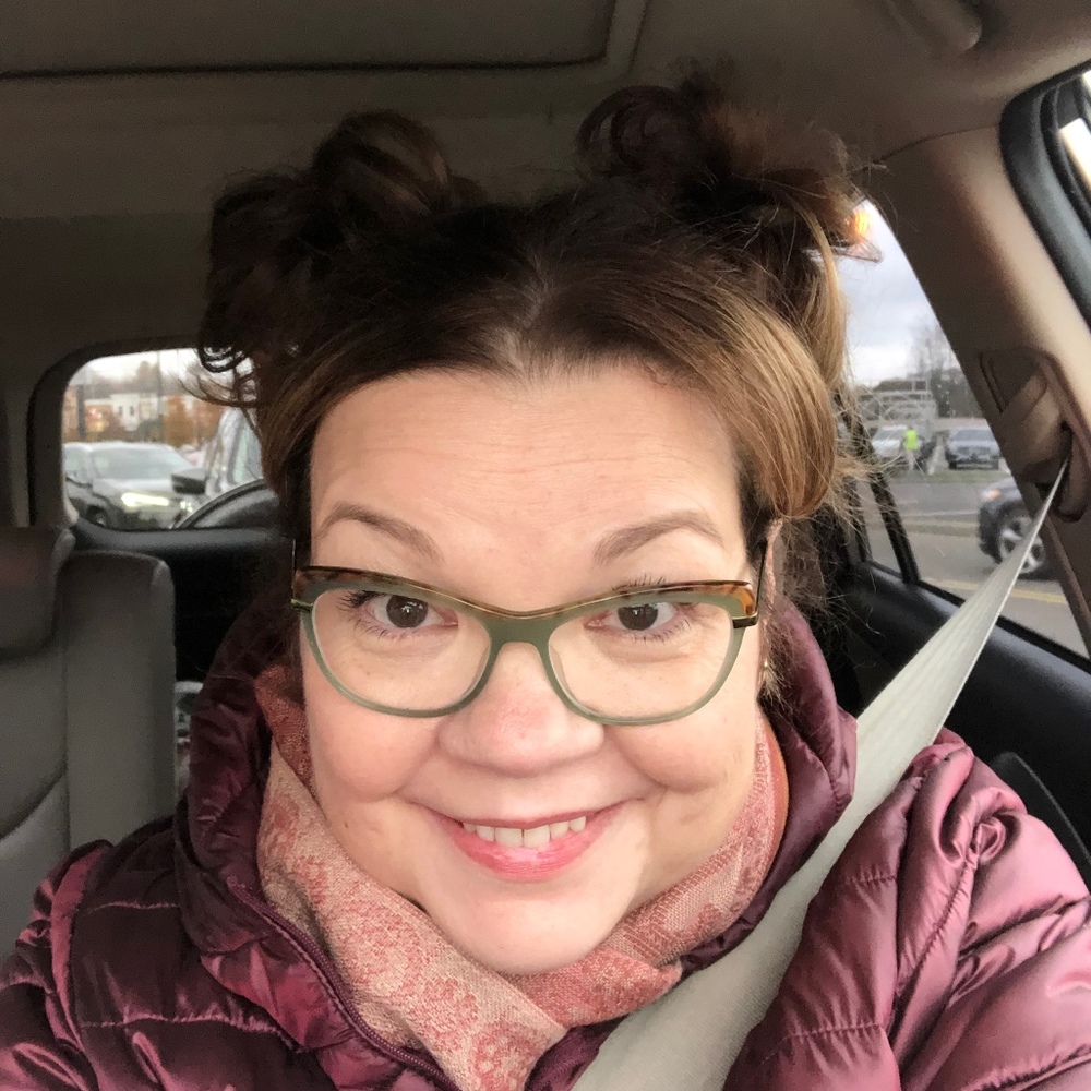 Meet your Posher, Jennifer